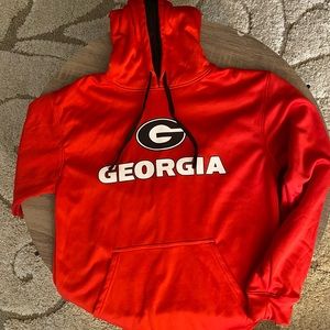 Men’s Champion Red Georgia State Hoodie in Size Medium